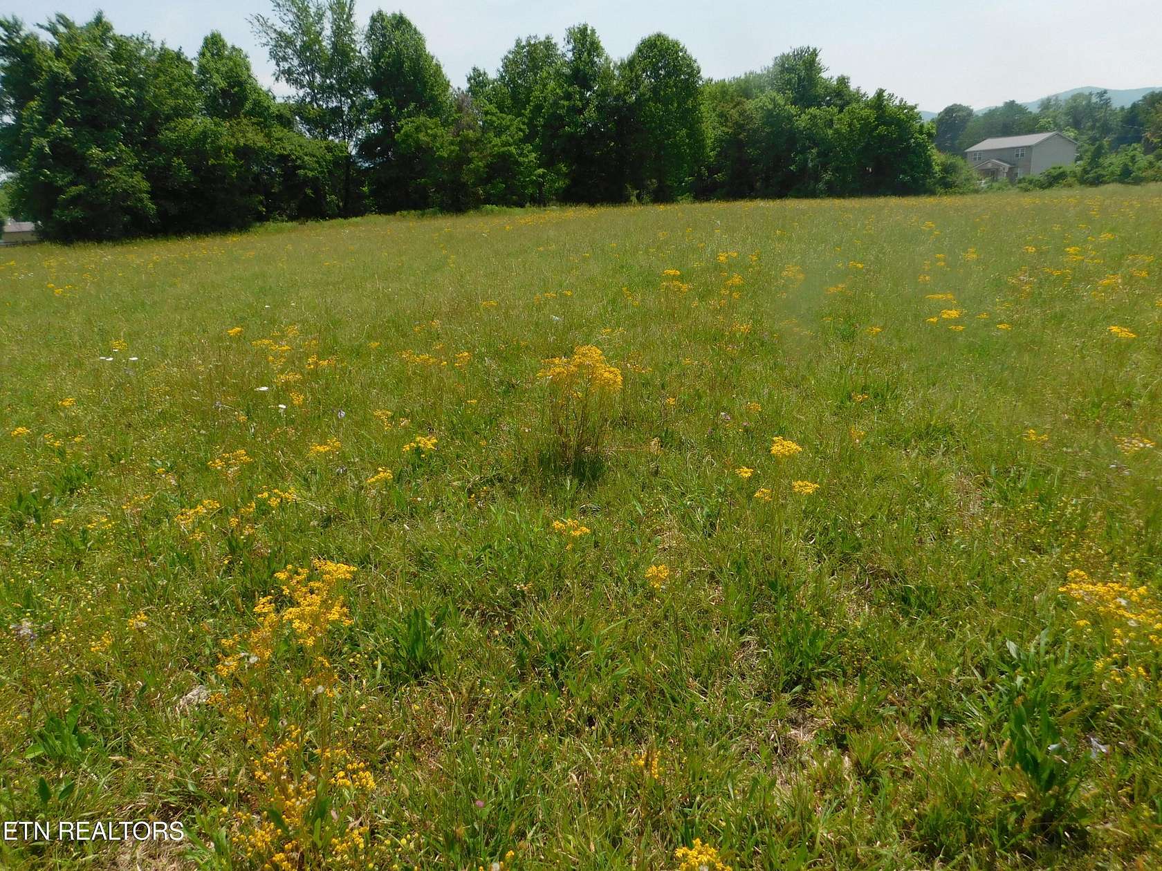 2.75 Acres of Land for Sale in Middlesboro, Kentucky