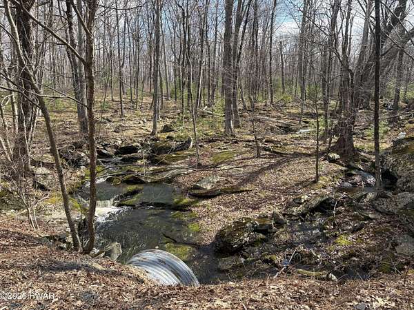 2.53 Acres of Residential Land for Sale in Dingmans Ferry, Pennsylvania