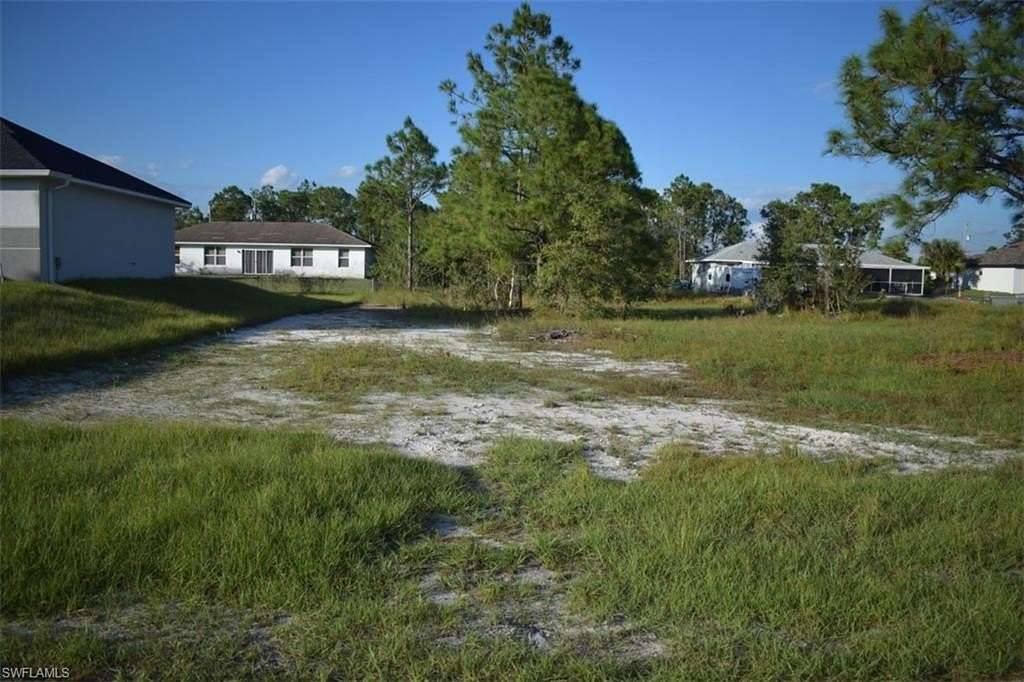 0.246 Acres of Residential Land for Sale in Lehigh Acres, Florida