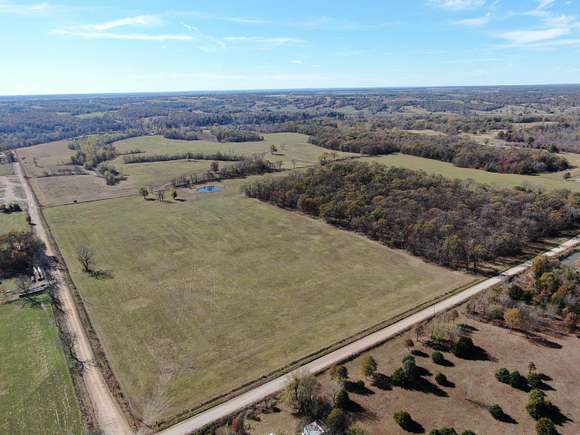 170 Acres of Agricultural Land for Sale in Sulphur Springs, Arkansas