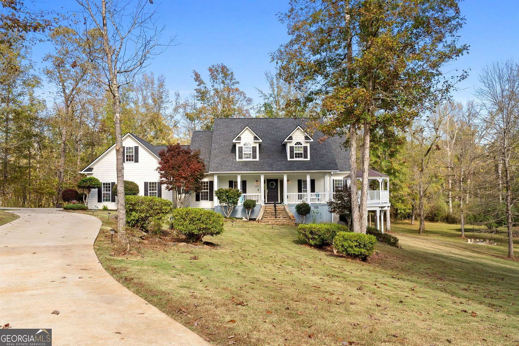 3.19 Acres of Residential Land with Home for Sale in Forsyth, Georgia