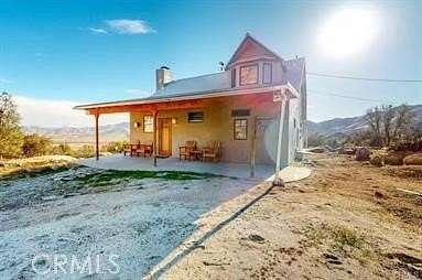 2.5 Acres of Residential Land with Home for Sale in Weldon, California