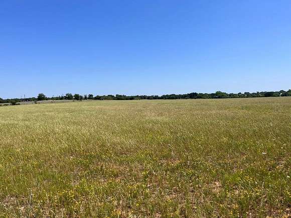 16.212 Acres of Land for Sale in Cleburne, Texas