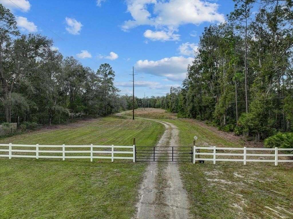71 Acres of Land for Sale in Otter Creek, Florida