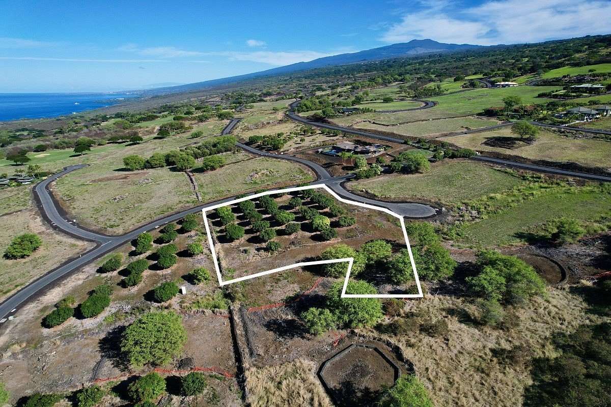 2.123 Acres of Residential Land for Sale in Kealakekua, Hawaii