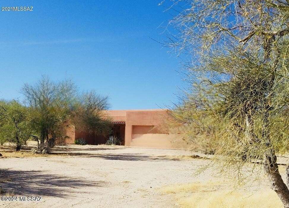 110 Acres of Land with Home for Sale in Tucson, Arizona