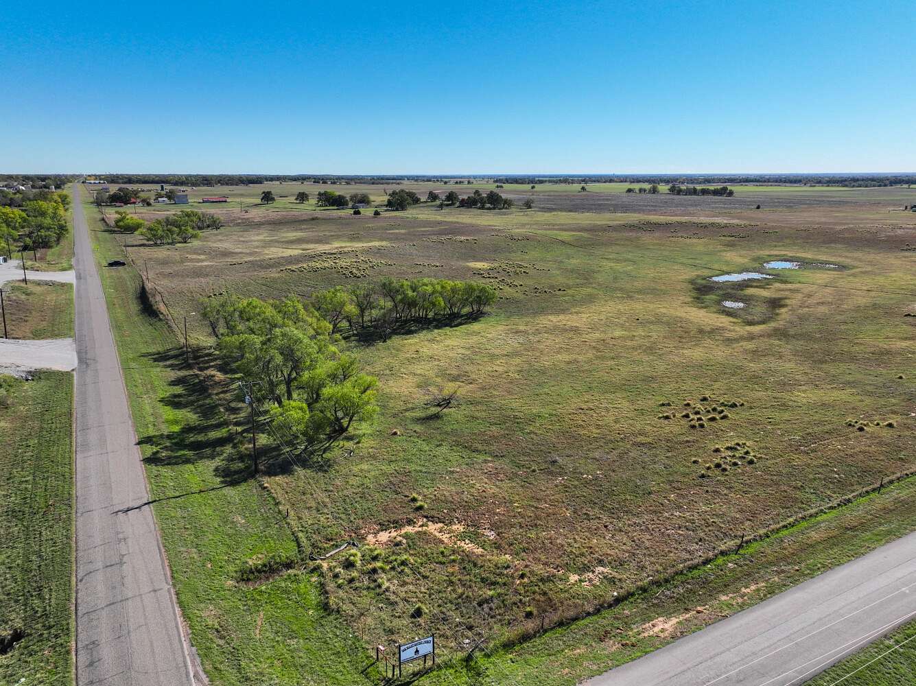 20 Acres of Land for Sale in Crescent, Oklahoma