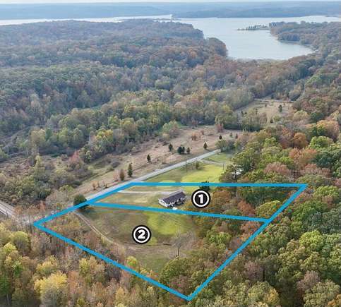 2.5 Acres of Residential Land with Home for Auction in Cadiz, Kentucky