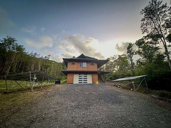 18.3 Acres of Land with Home for Sale in Nīnole, Hawaii