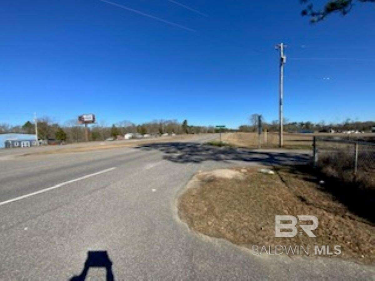 2.9 Acres of Improved Mixed-Use Land for Sale in Bay Minette, Alabama