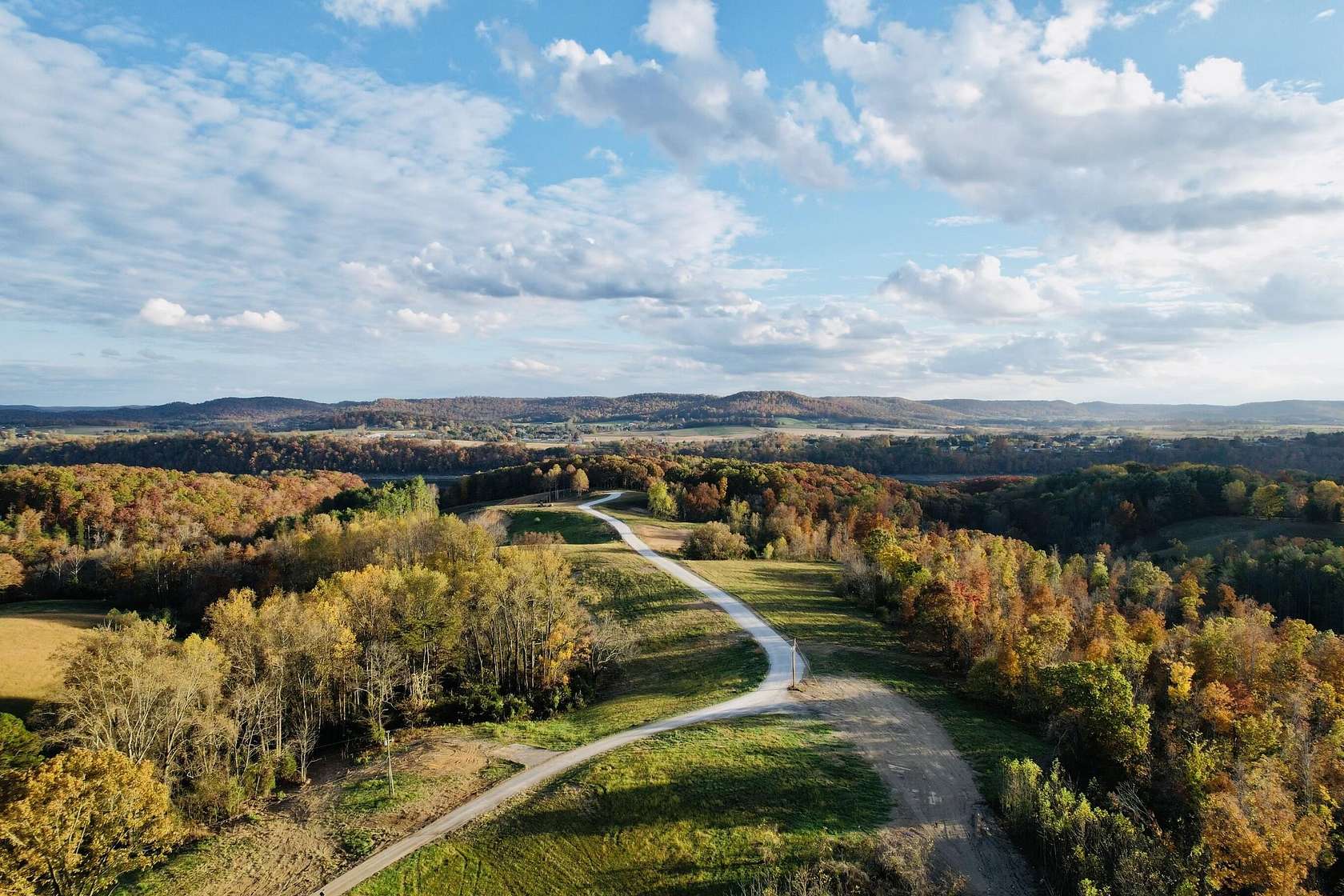 4.73 Acres of Land for Sale in Somerset, Kentucky