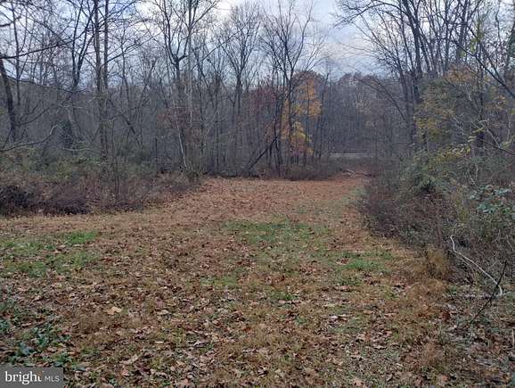 39.57 Acres of Recreational Land for Sale in Thompsontown, Pennsylvania