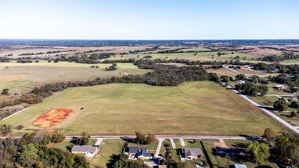 1.5 Acres of Residential Land for Sale in Tuttle, Oklahoma