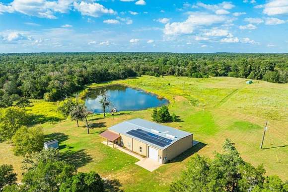 20.944 Acres of Land with Home for Sale in Rosanky, Texas