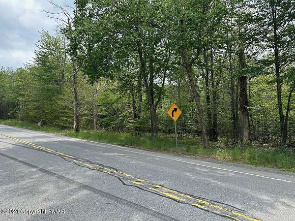 0.41 Acres of Residential Land for Sale in Tobyhanna, Pennsylvania