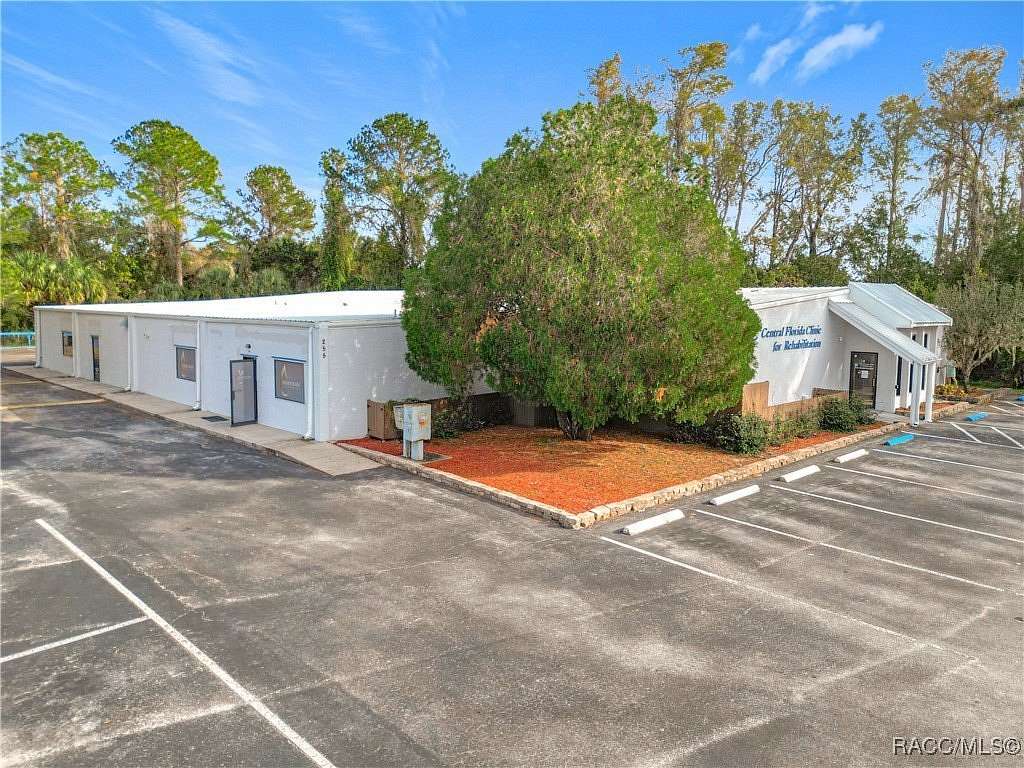 2.7 Acres of Commercial Land for Sale in Crystal River, Florida