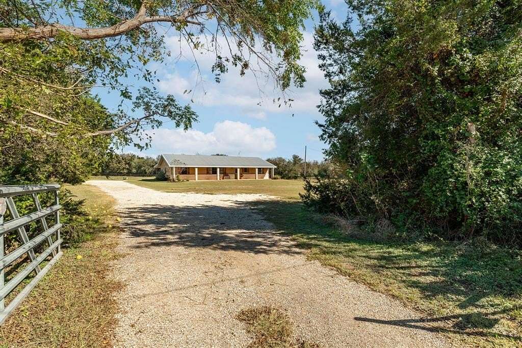 126.73 Acres of Agricultural Land with Home for Sale in Meridian, Texas