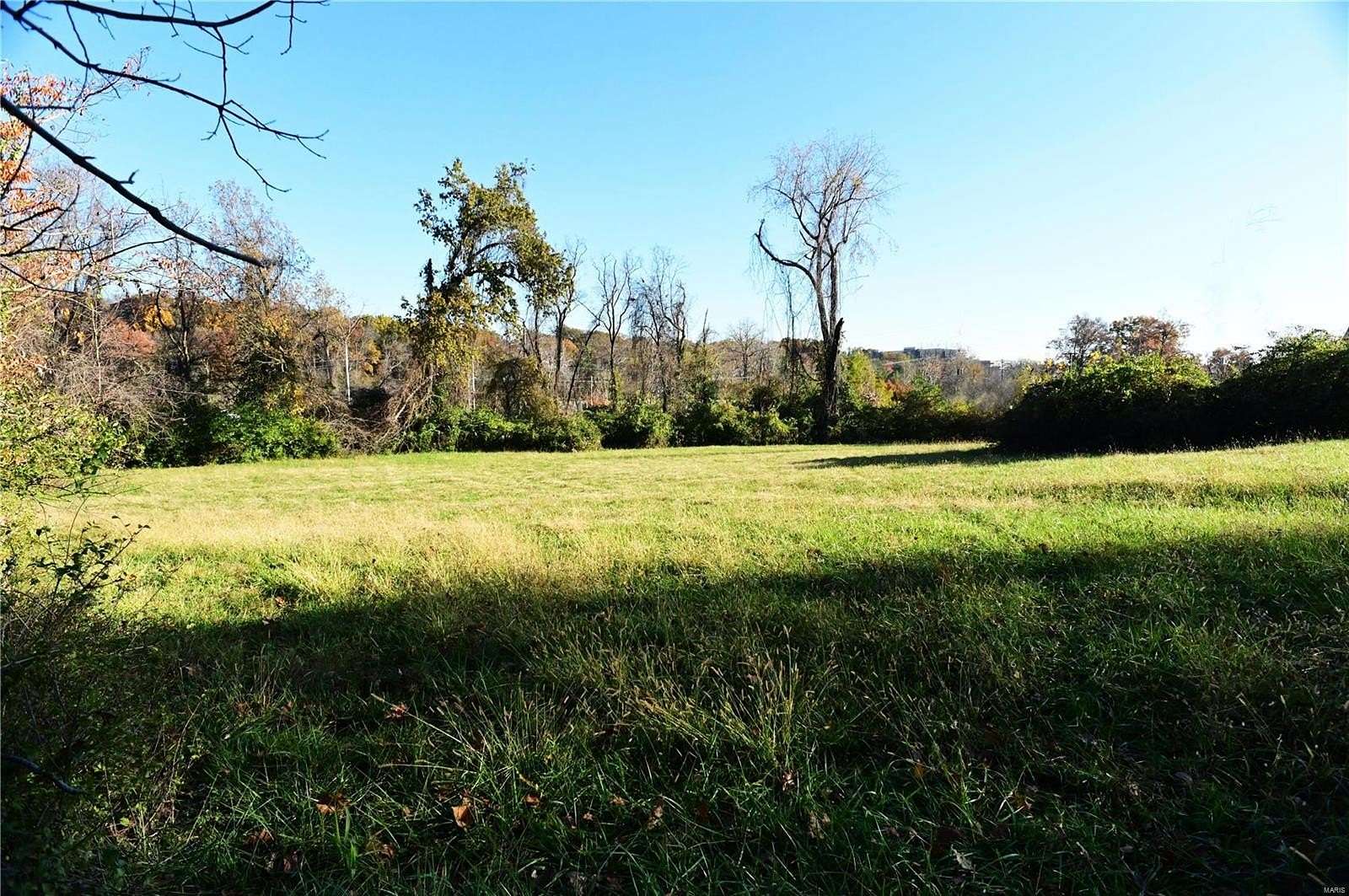 2.22 Acres of Residential Land for Sale in Chesterfield, Missouri