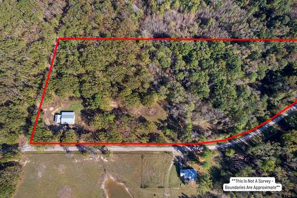 11.42 Acres of Land with Home for Sale in Talco, Texas