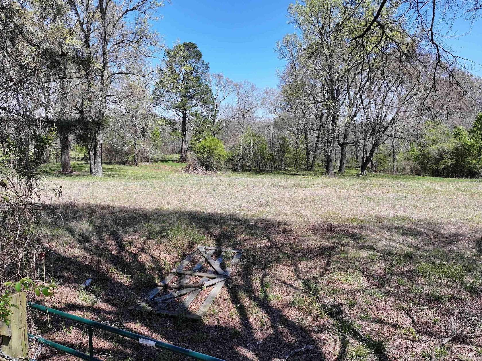 12.42 Acres of Land for Sale in Glenwood, Arkansas