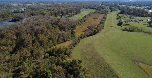 17.1 Acres of Recreational Land for Sale in Alexandria, Louisiana