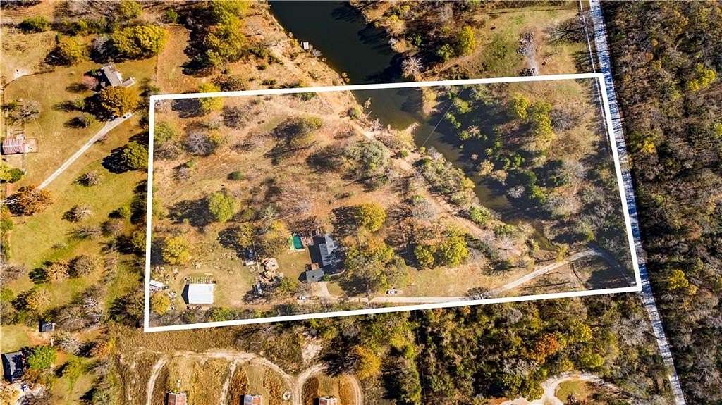 15.5 Acres of Land with Home for Sale in Springdale, Arkansas