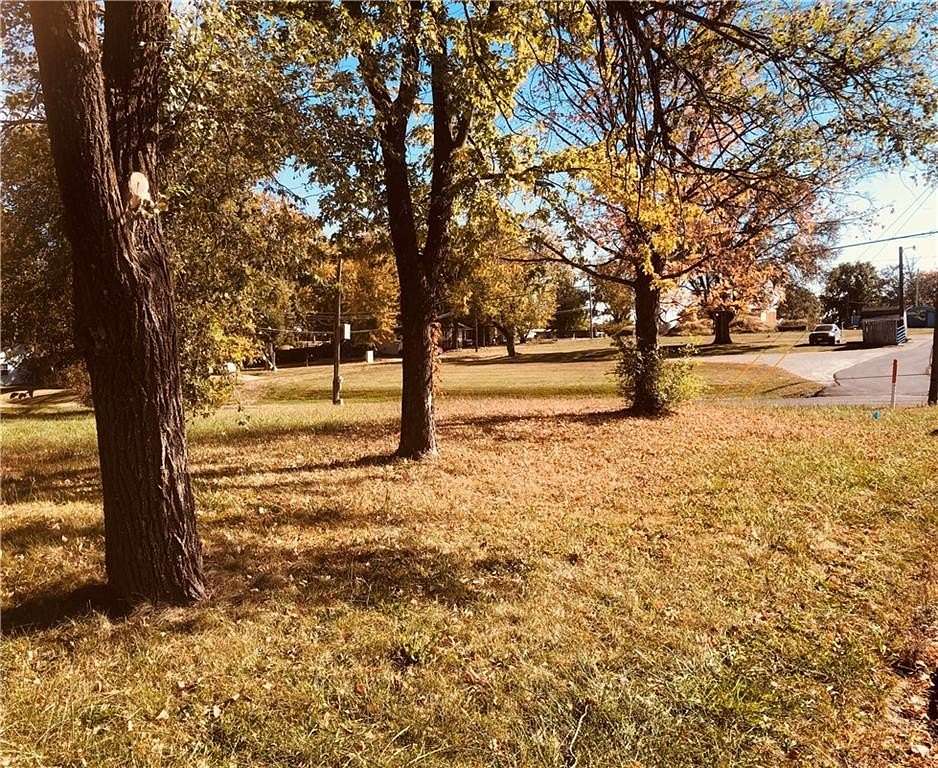 0.195 Acres of Land for Sale in Chillicothe, Missouri