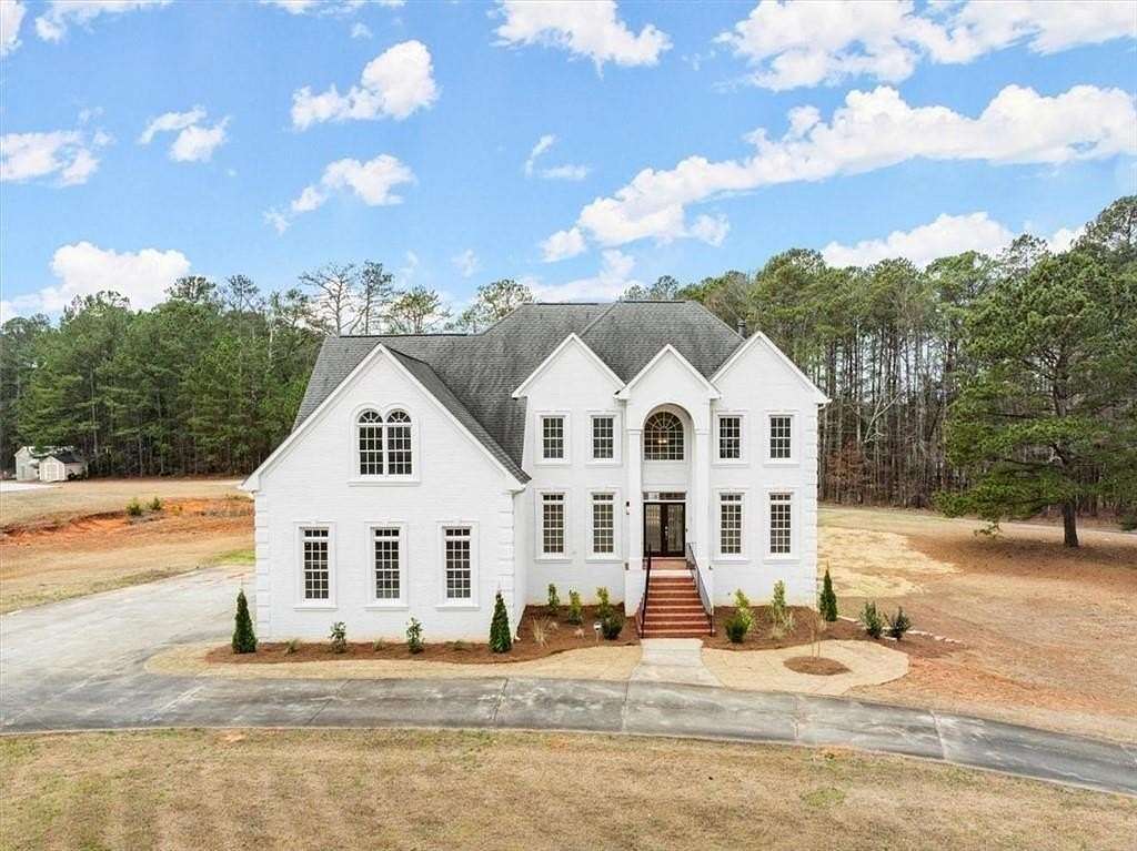 2 Acres of Residential Land with Home for Sale in Fayetteville, Georgia