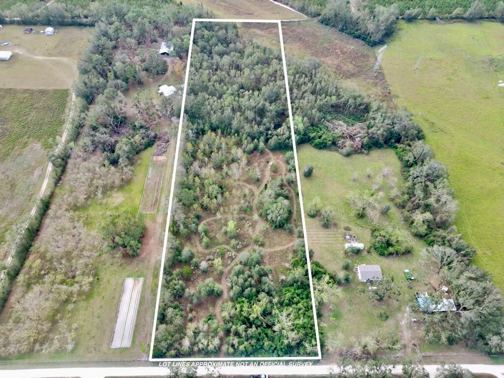 10 Acres of Recreational Land for Sale in Live Oak, Florida