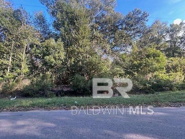 0.978 Acres of Residential Land for Sale in Fairhope, Alabama