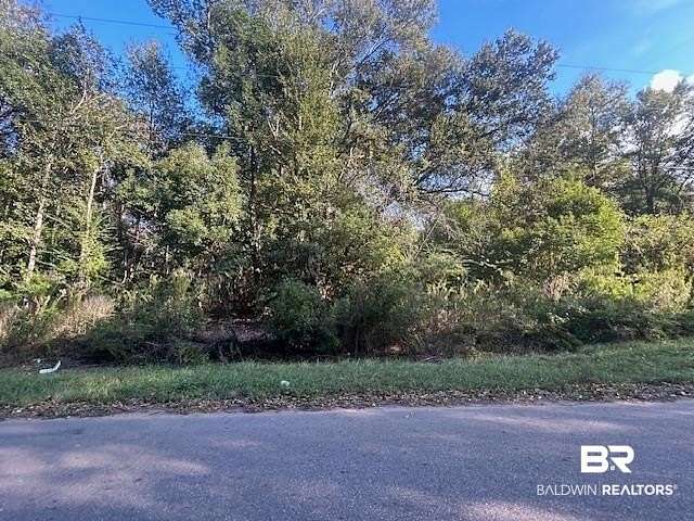 0.98 Acres of Residential Land for Sale in Fairhope, Alabama
