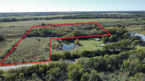 16 Acres of Agricultural Land for Sale in Hubbard, Texas