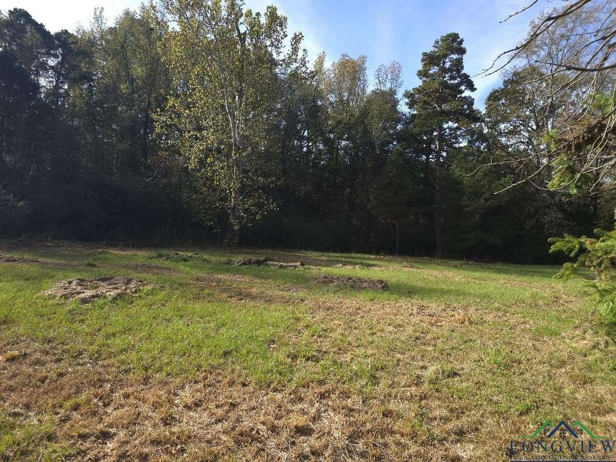 2 Acres of Residential Land for Sale in Atlanta, Texas