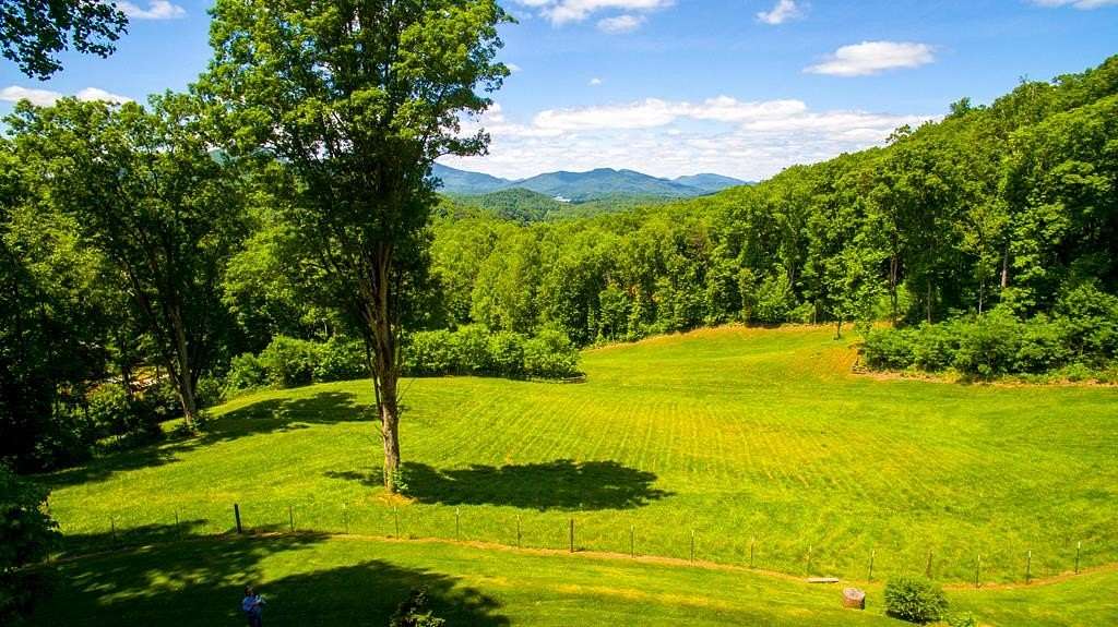 9.14 Acres of Land for Sale in Hayesville, North Carolina