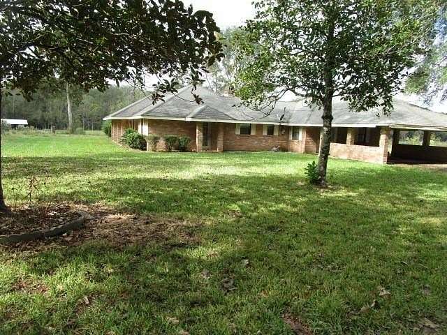 11.8 Acres of Land with Home for Auction in Ville Platte, Louisiana