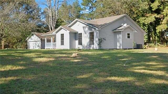 2.28 Acres of Residential Land with Home for Sale in Boyce, Louisiana