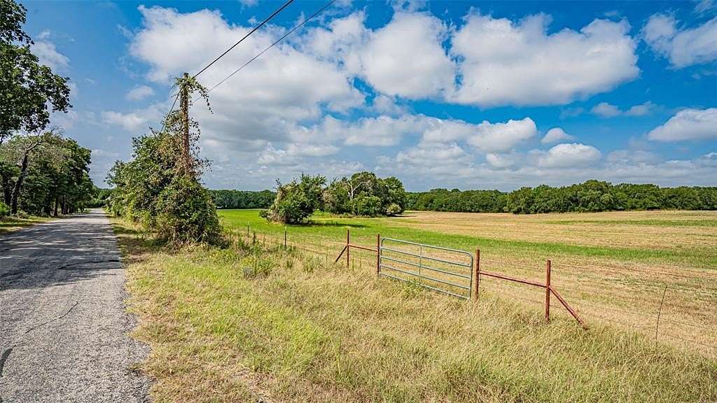 5 Acres of Land for Sale in Azle, Texas