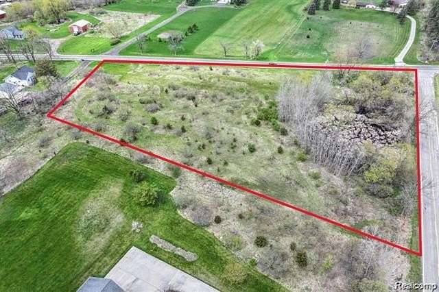 4 Acres of Residential Land for Sale in Lapeer, Michigan