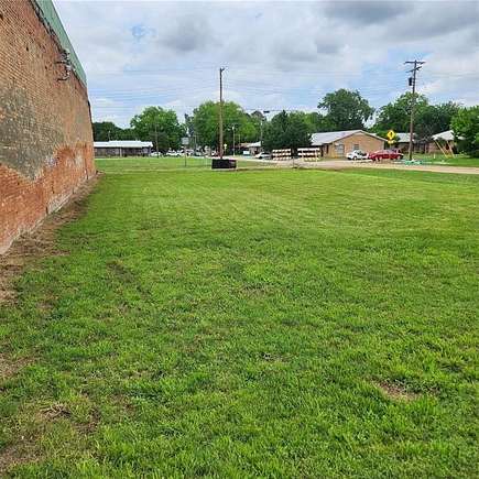 0.28 Acres of Commercial Land for Sale in Edgewood, Texas