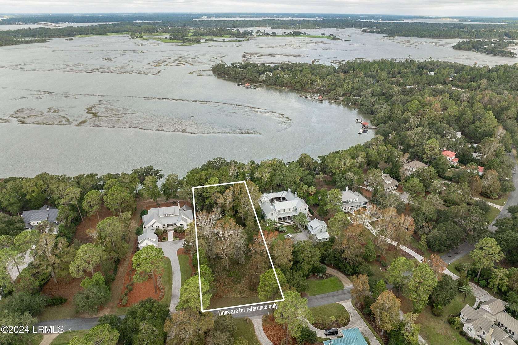 0.92 Acres of Residential Land for Sale in Beaufort, South Carolina