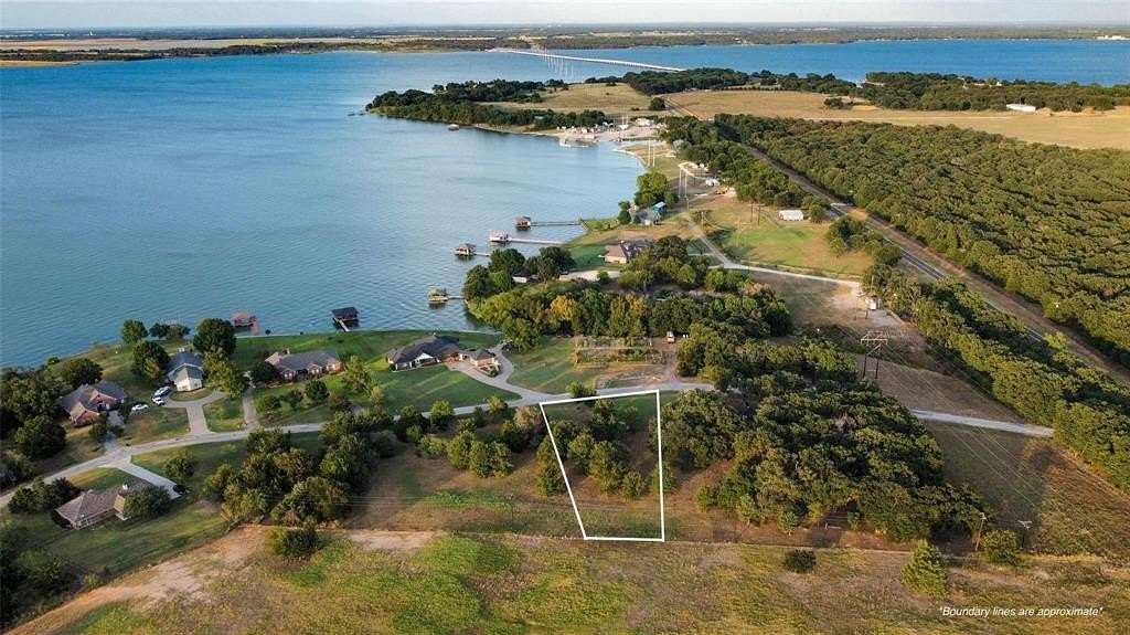 0.63 Acres of Residential Land for Sale in Corsicana, Texas