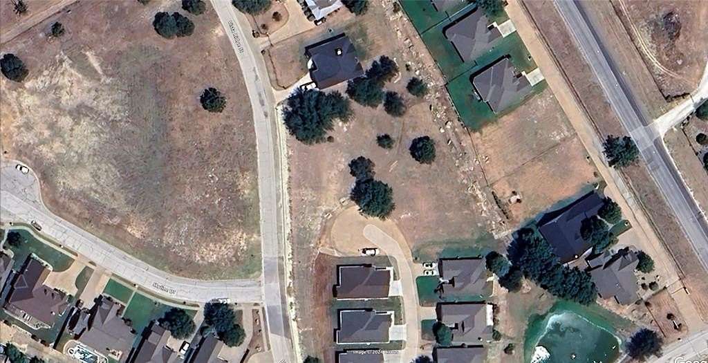 0.375 Acres of Residential Land for Sale in Glen Rose, Texas