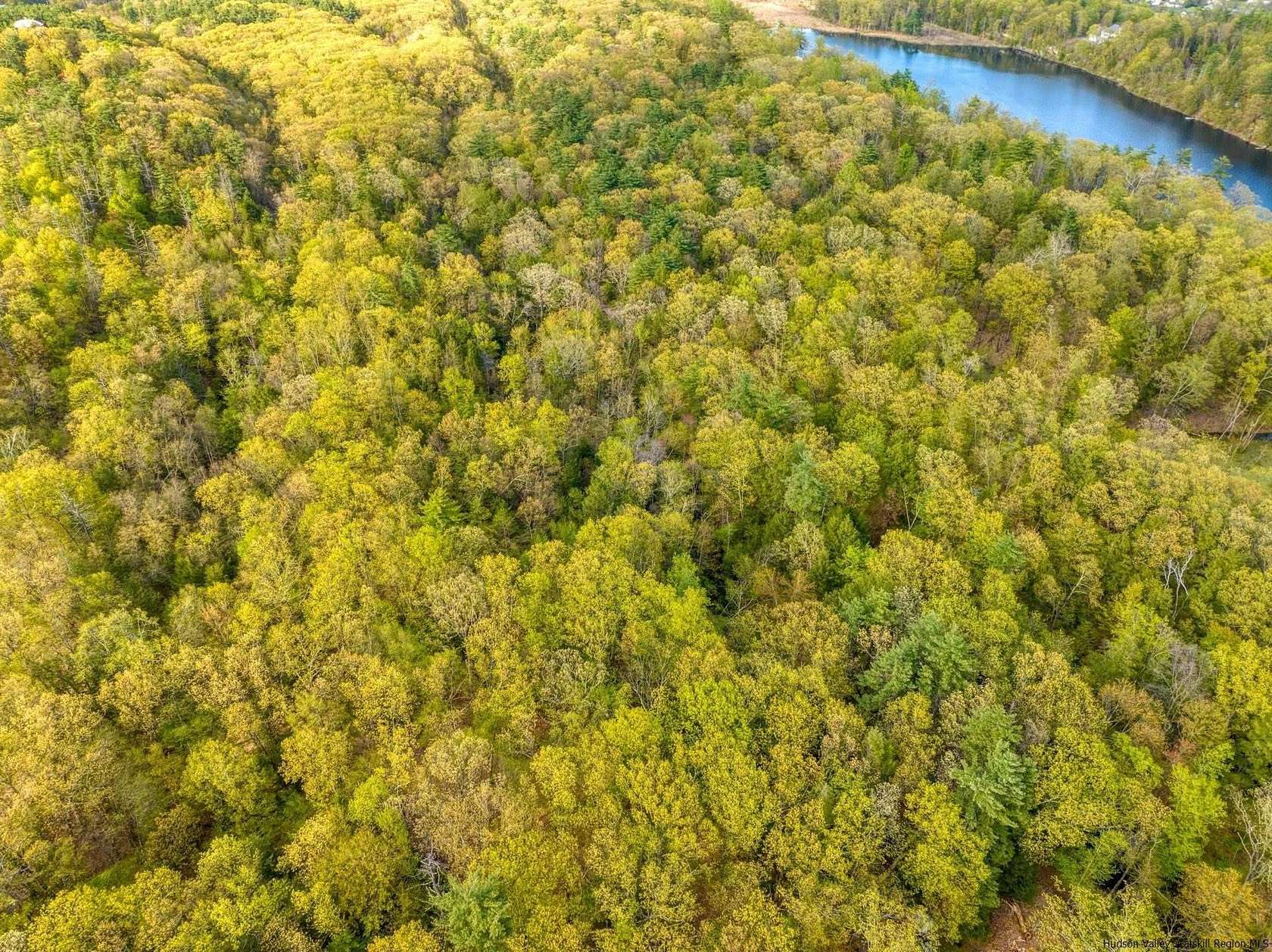 16.7 Acres of Land for Sale in Lake Katrine, New York