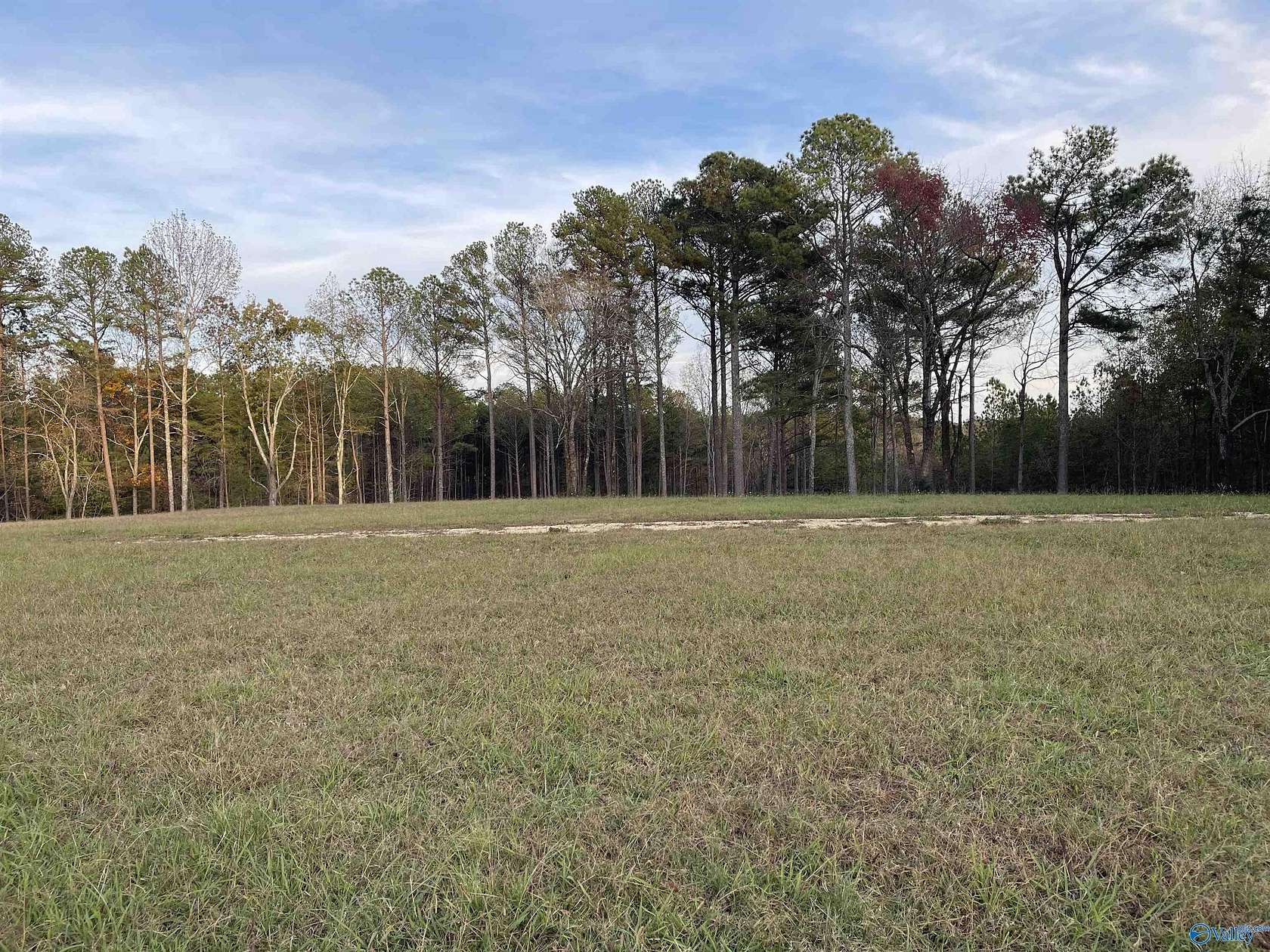 5 Acres of Land for Sale in Boaz, Alabama