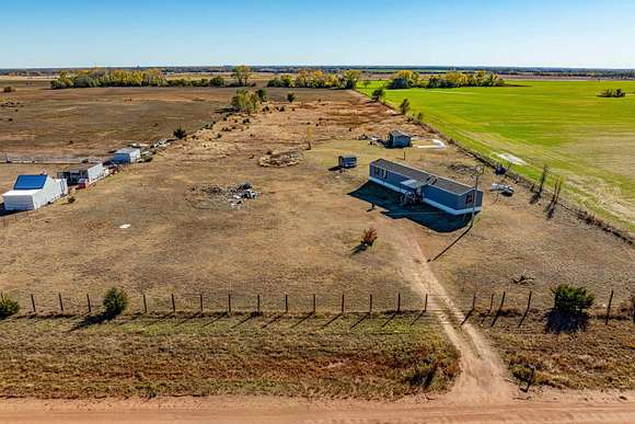 5.32 Acres of Residential Land with Home for Sale in Cheney, Kansas