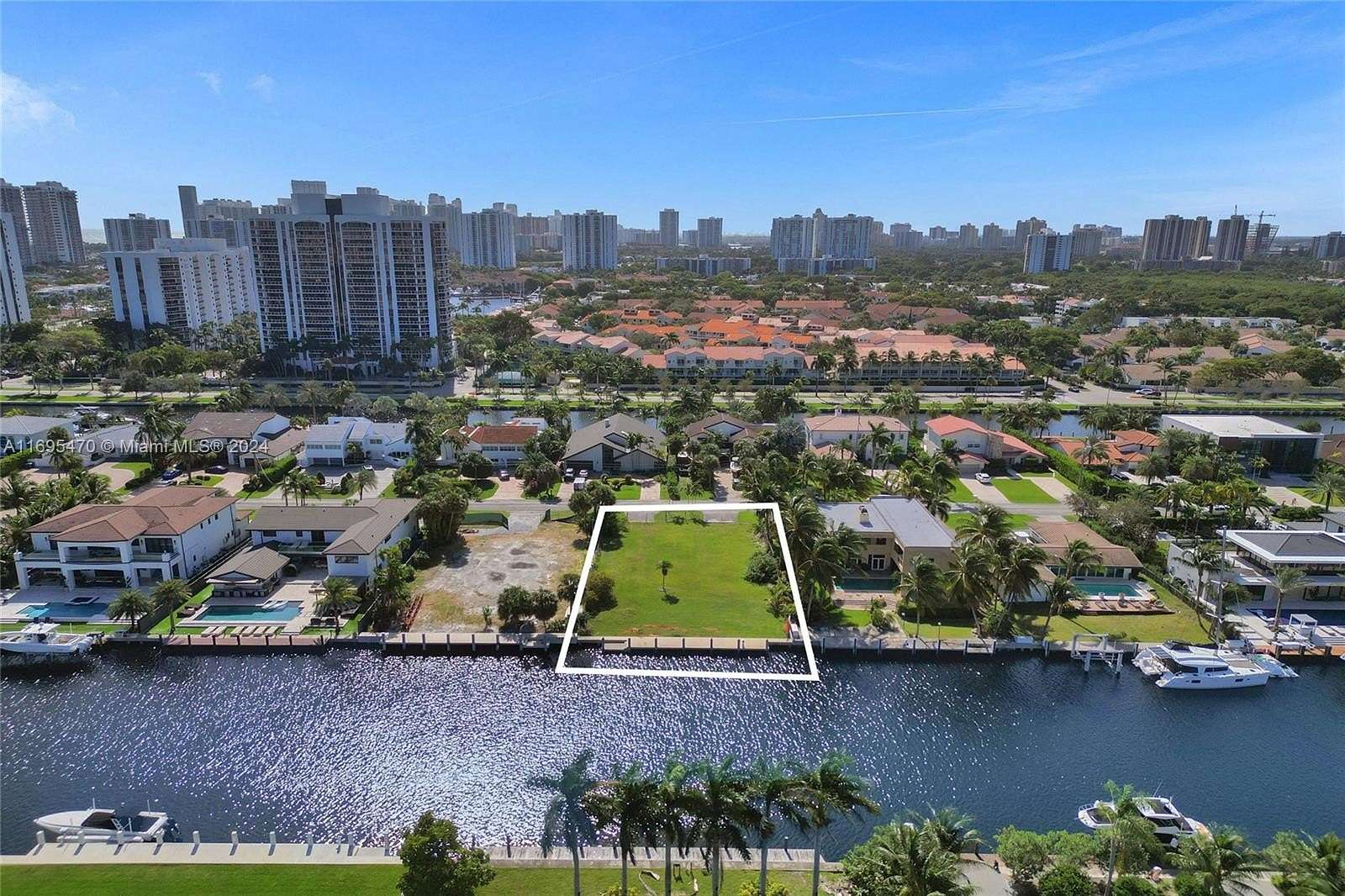 0.293 Acres of Residential Land for Sale in Hallandale Beach, Florida