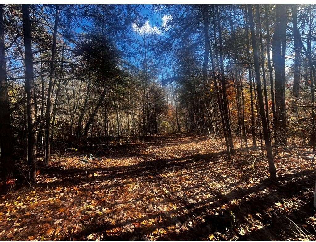 2.5 Acres of Residential Land for Sale in Sparta, Tennessee