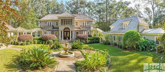 2.42 Acres of Residential Land with Home for Sale in Richmond Hill, Georgia