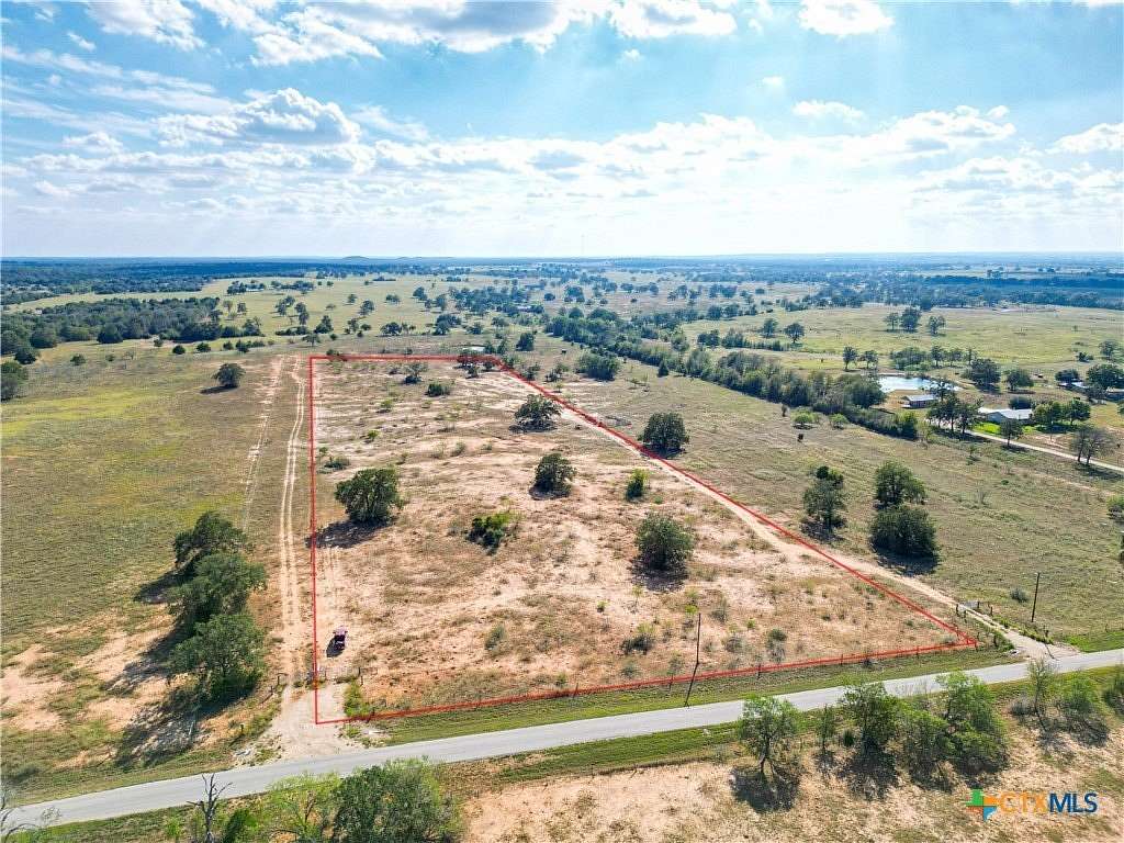 11.608 Acres of Land for Sale in Luling, Texas