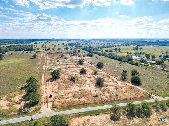 11.608 Acres of Land for Sale in Luling, Texas